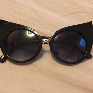 Cute cat eyes sunglasses